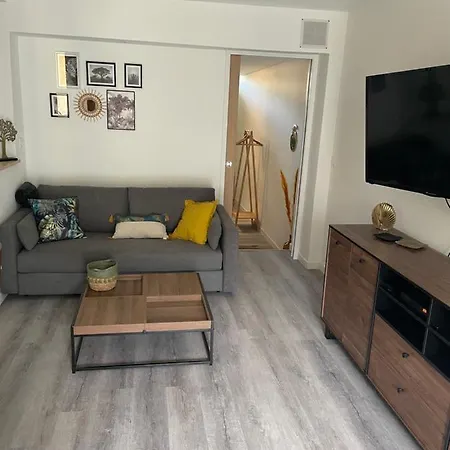Appartement En Rez De Jardin Tout Equipe Fleurance Buitenkant foto