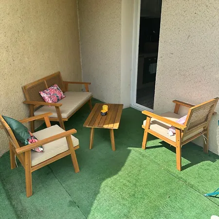 Appartement En Rez De Jardin Tout Equipe Fleurance Buitenkant foto